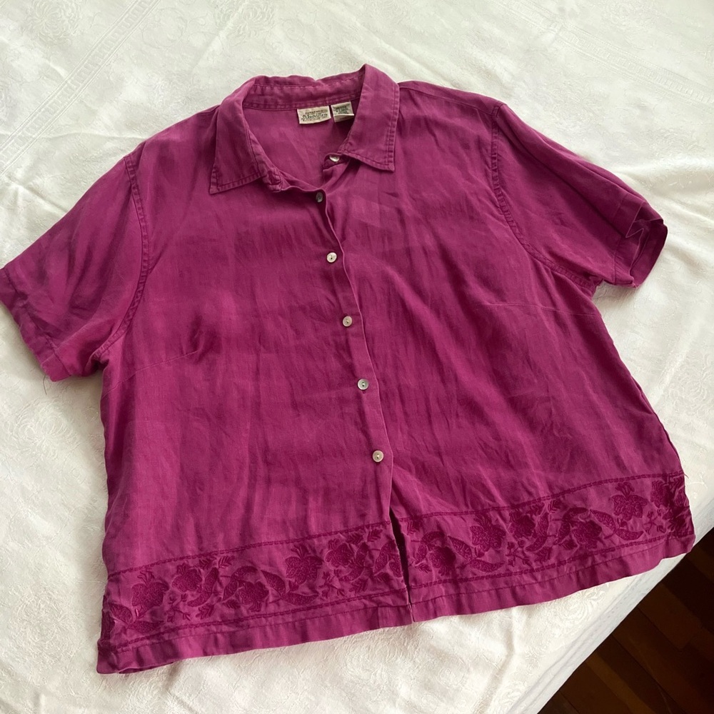 St. John’s Bay linen button up in plum